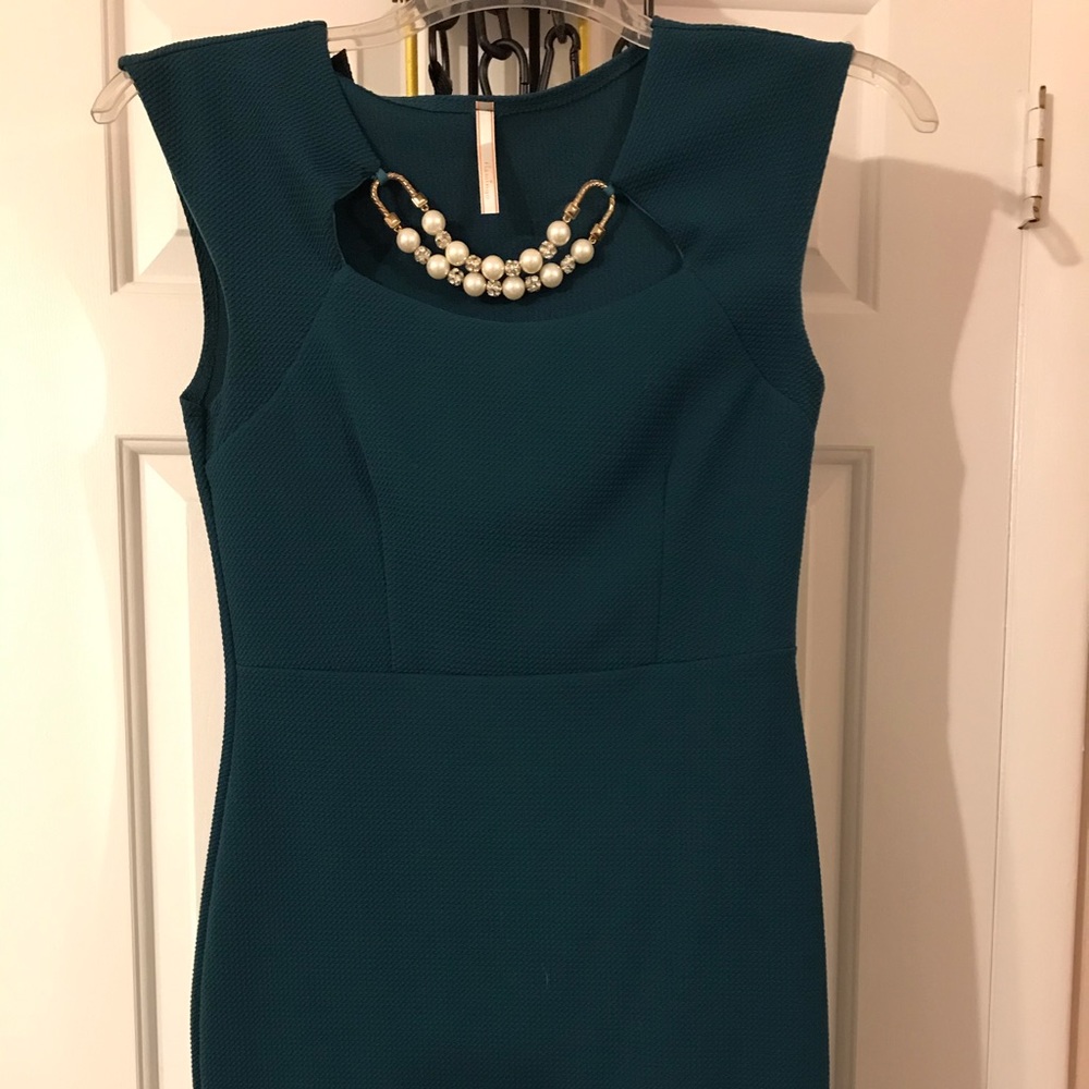 Dress - Picture 2 of 3